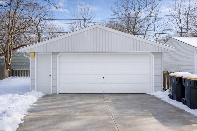 Building Photo - 410 N 68th St