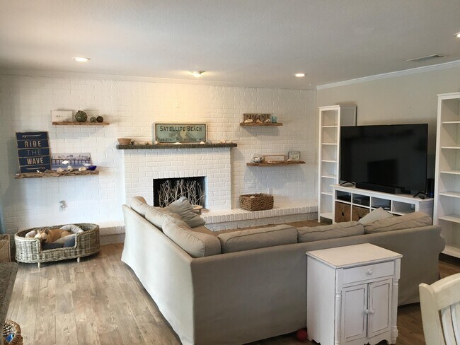 Foto del edificio - 205 Desoto Pkwy