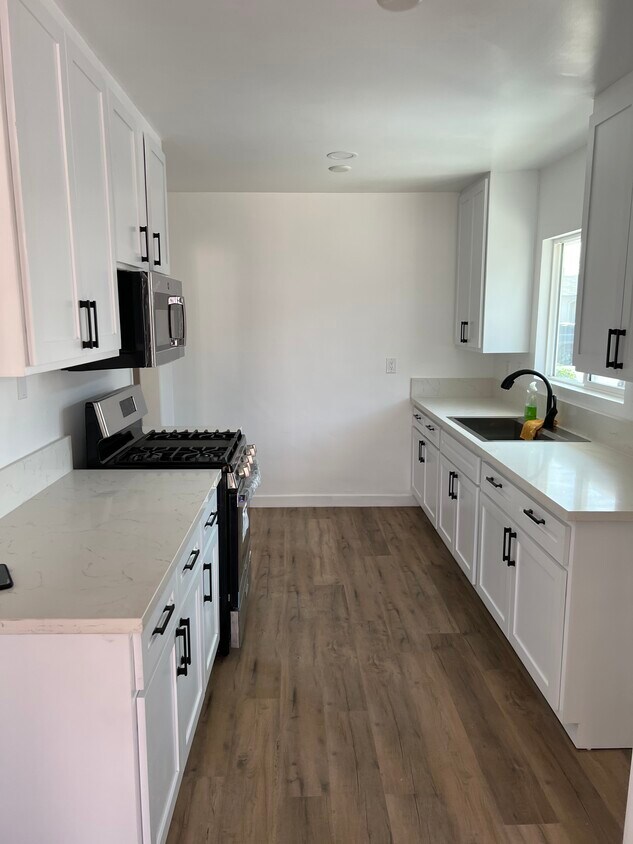 Renovated Kitchen - 411 N Idaho St