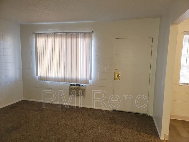 Foto del edificio - 900 Willow St