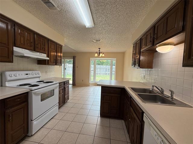 Foto del edificio - 3705 South Ct