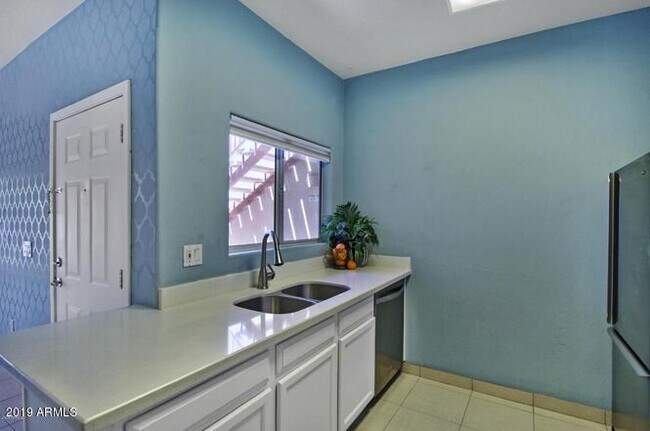 Foto del edificio - 11260 N 92nd St