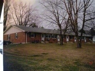 Primary Photo - 110-111 N Stafford St