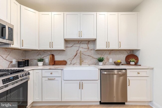 Photo - 814 Mountain St Townhome