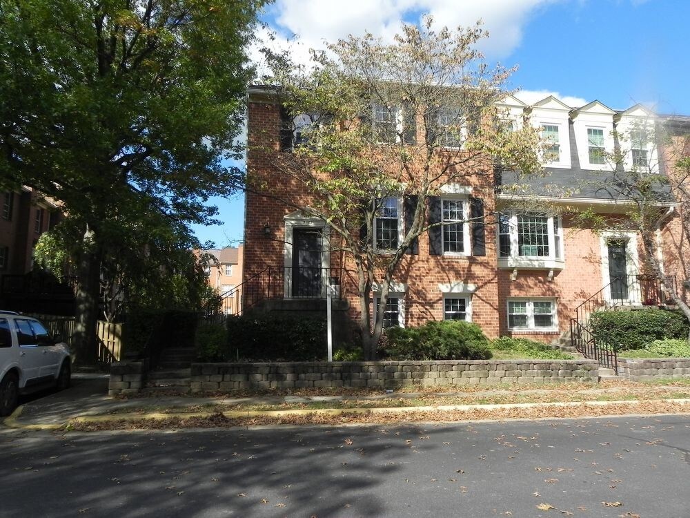 Oakton Townhouse House Rental in Oakton, VA