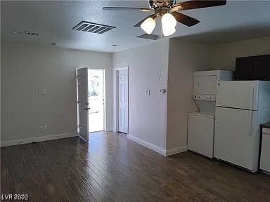 Building Photo - 5081 N Pioneer Way