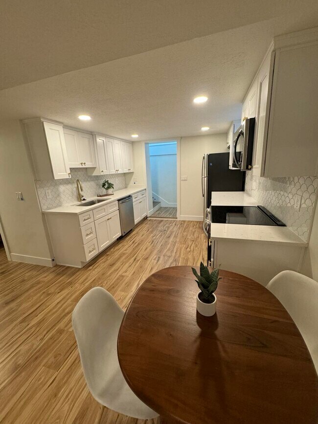 Foto del edificio - BAILEY BASEMENT (Private)