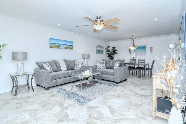Foto del edificio - 1743 Southwood St