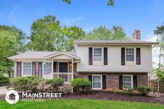 Building Photo - 3730 Danube Dr