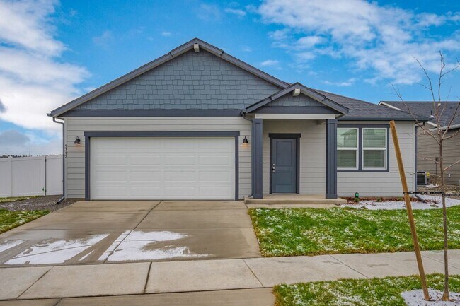 Building Photo - New Construction!! Columbia Plan in the Pa...