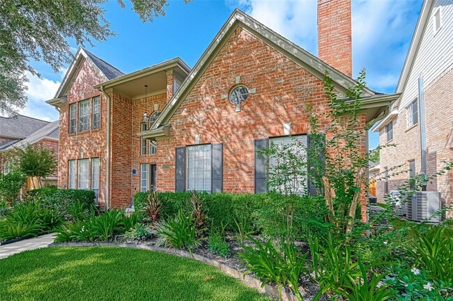Building Photo - 1210 Fairgate Dr
