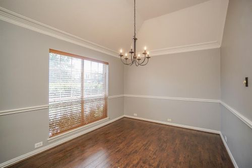 Foto del edificio - 7032 Thistlewood Park Ct