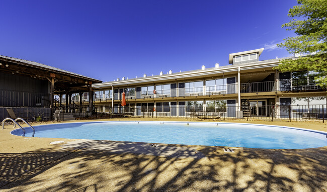 Foto del edificio - Outback Roadhouse Apartments