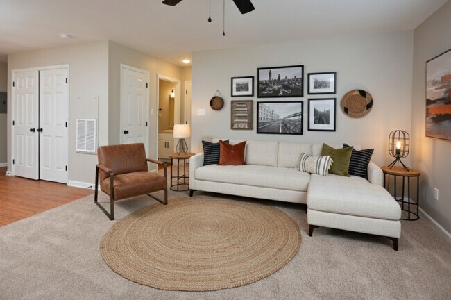 Apartamentos Edgewood en Burner, Carolina del Norte - Edgewood Apartments