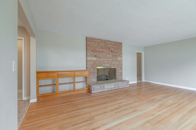Foto del edificio - 3728 SE 49th Ave