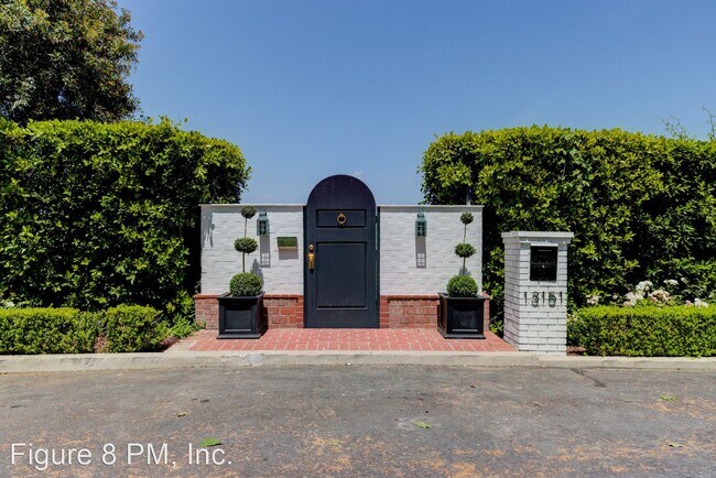 Foto del edificio - 6 br, 5 bath House - 13151 Cheltenham Dr