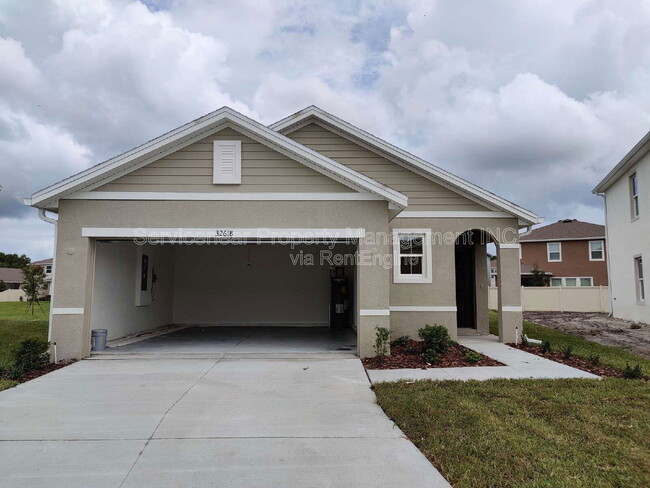 Building Photo - 32618 Canyonlands Dr
