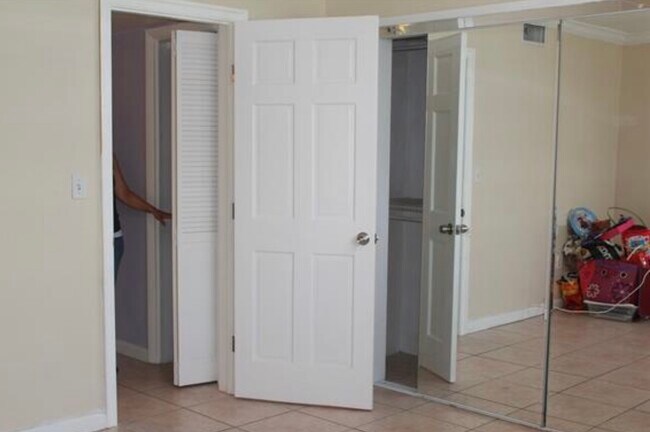 bedroom - 1770 79th Street Causeway