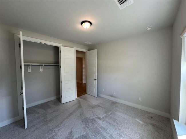 Building Photo - 2504 Dapple Gray Ln