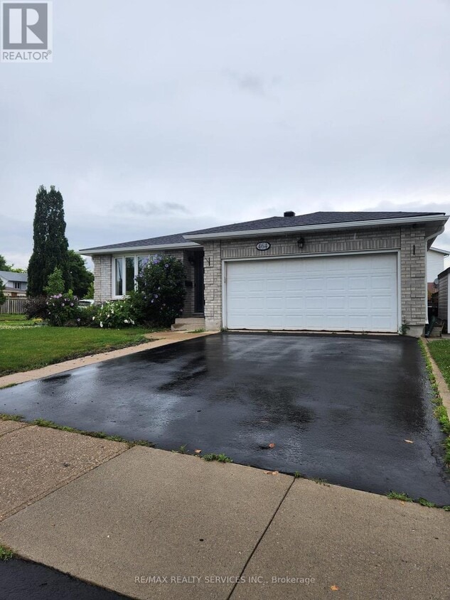 Photo principale - 464 Thorndale Dr