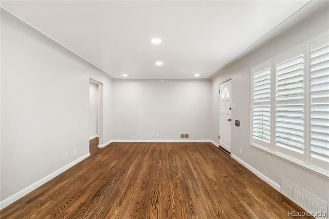 Building Photo - 431 Zenobia St