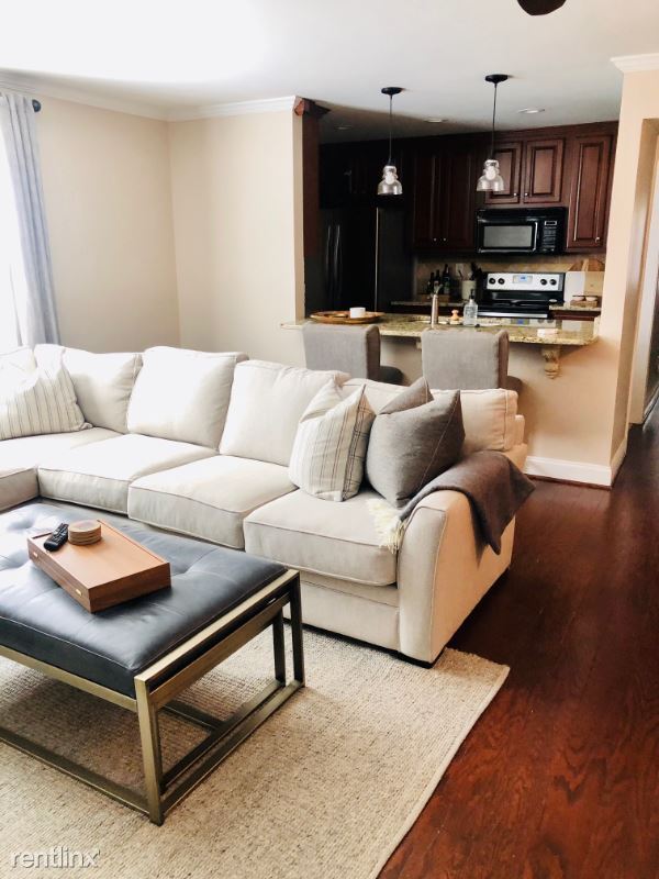 Foto principal - 612 Red Drew Ave