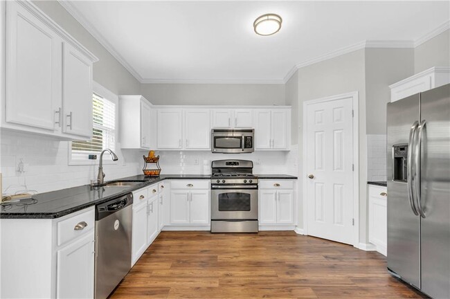 Foto del edificio - 4914 Sherwood Way
