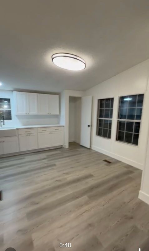 Foto del edificio - 5831 Dylan Dr