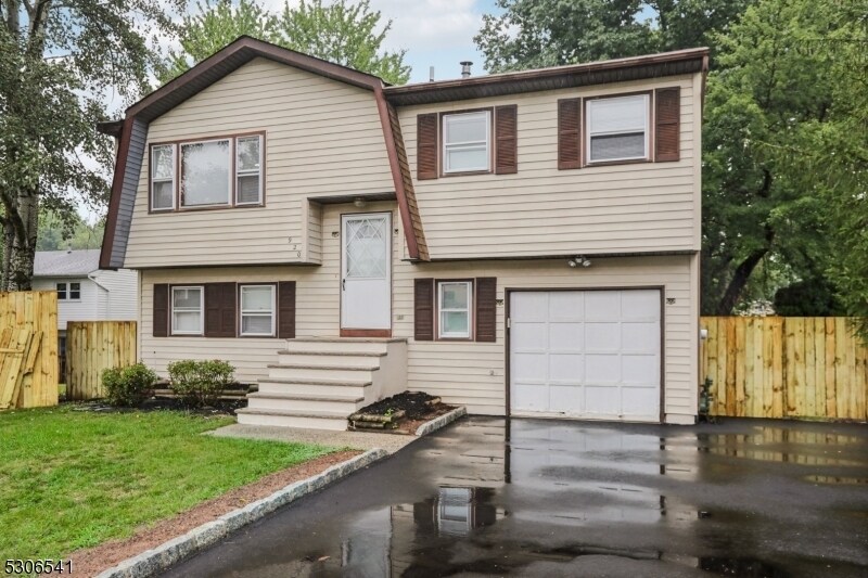Foto principal - 920 Everts Ave