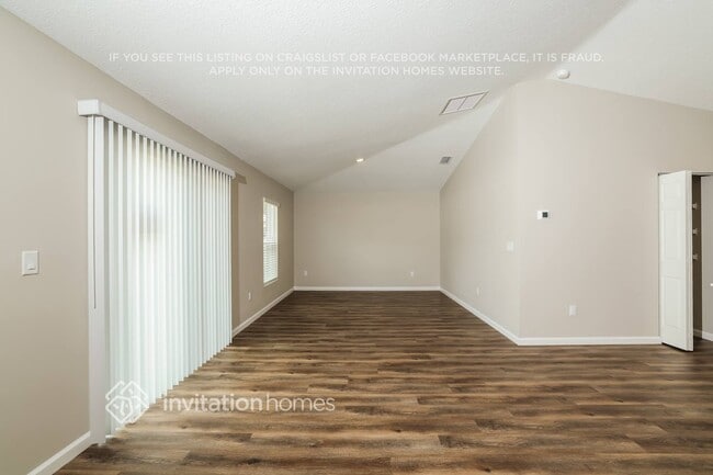 Foto del edificio - 313 SW Nativity Terrace