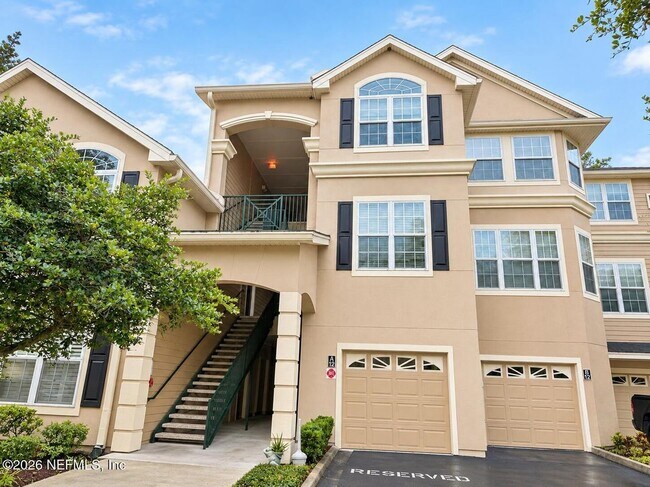 Foto del edificio - 13810 Sutton Park Dr N