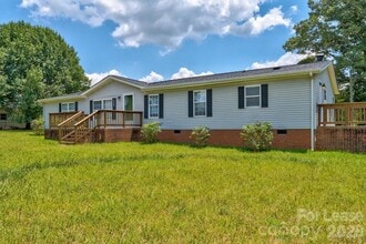 Building Photo - 3421 Sorrells Baxter Rd
