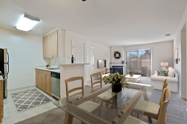 Building Photo - PORTOLA MEADOWS