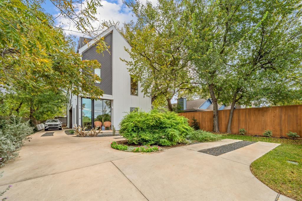 Foto principal - 2509 Durwood St