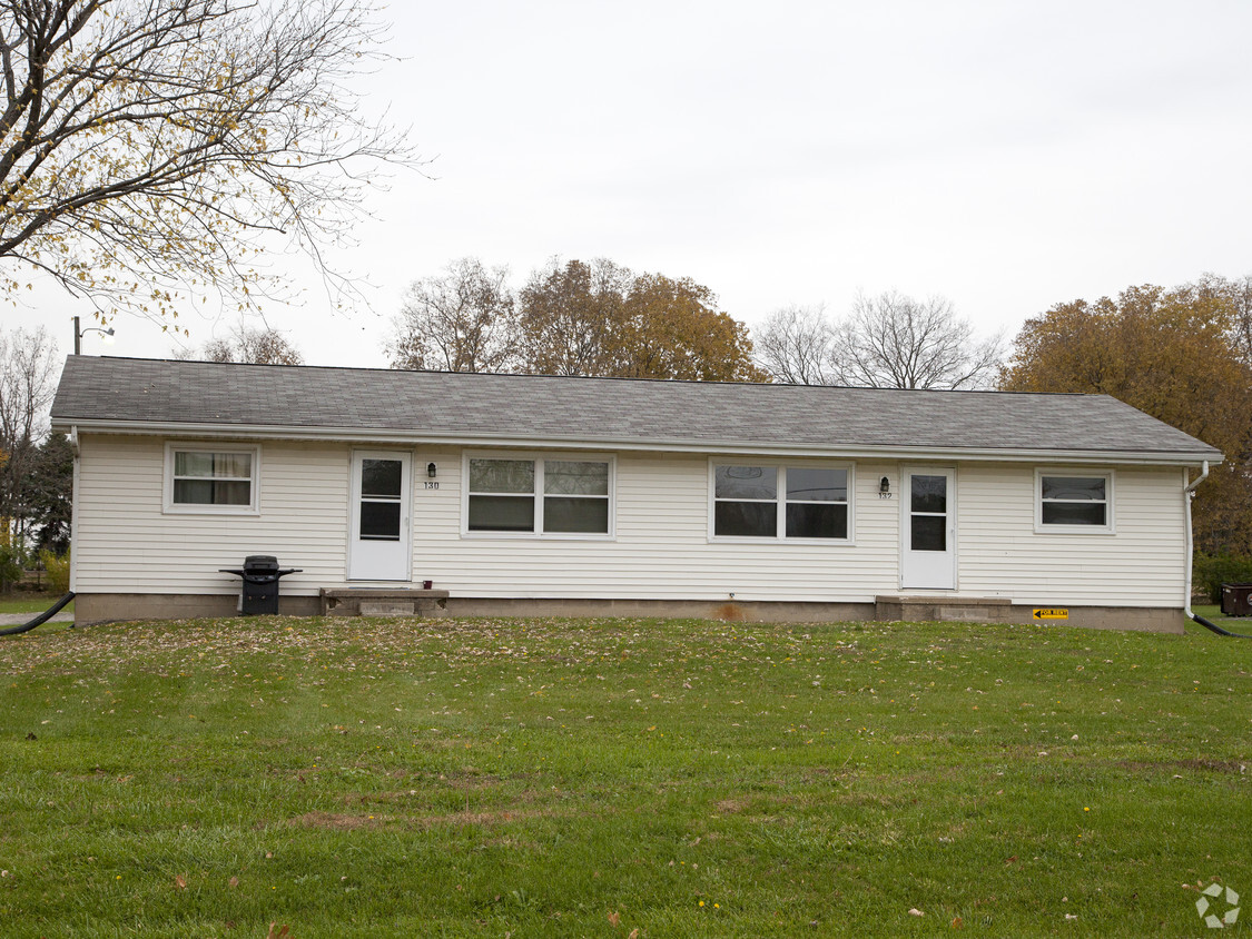 Building Photo - 122-125 Fauber Ln