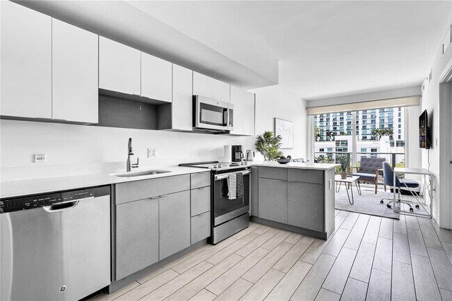 Foto del edificio - 321 NE 26th St