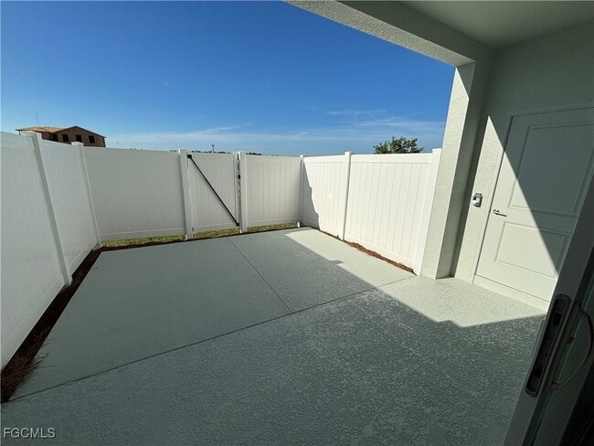 Foto del edificio - 14883 White Pearl Rd