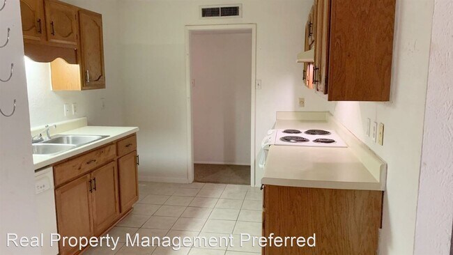 Building Photo - 3 br, 2 bath House - 15519 Rio Del Sol Dr