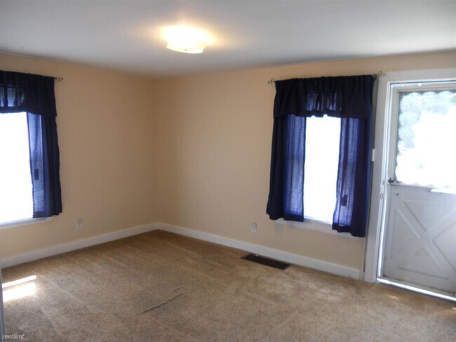 Building Photo - 2 br, 1 bath House - 206 N Lincoln St