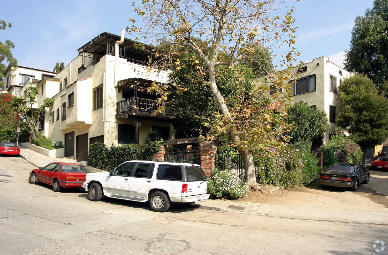 1914-1928 N Las Palmas Ave, Los Angeles, CA 90068 - Apartments in Los ...