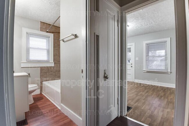 Building Photo - 1732 S 23rd St