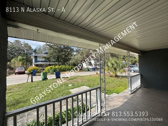 Foto del edificio - Charming 3-Bedroom Apartment in Tampa – Al...