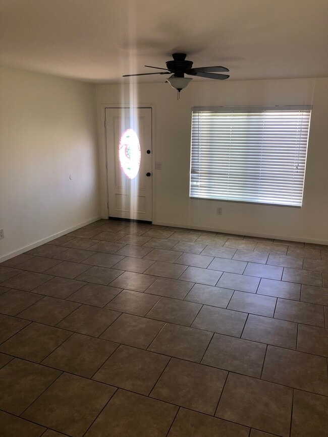 Building Photo - 52415 Avenida Vallejo