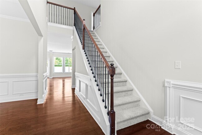 Foto del edificio - 1037 Jack Pine Rd