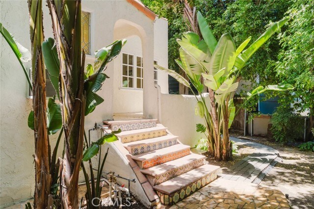 Foto del edificio - 11036 Fruitland Dr