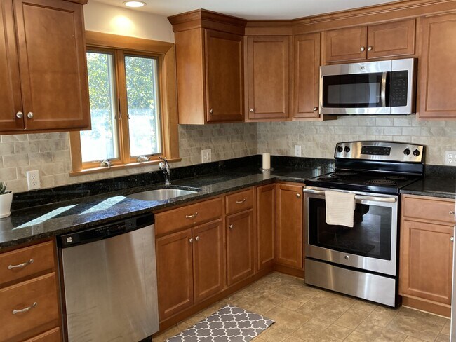 Foto del edificio - 32 Ginn Rd