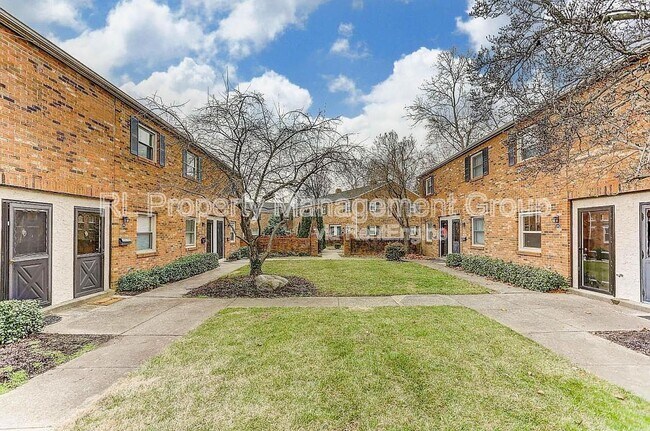 Foto del edificio - 4714 Merrifield Pl