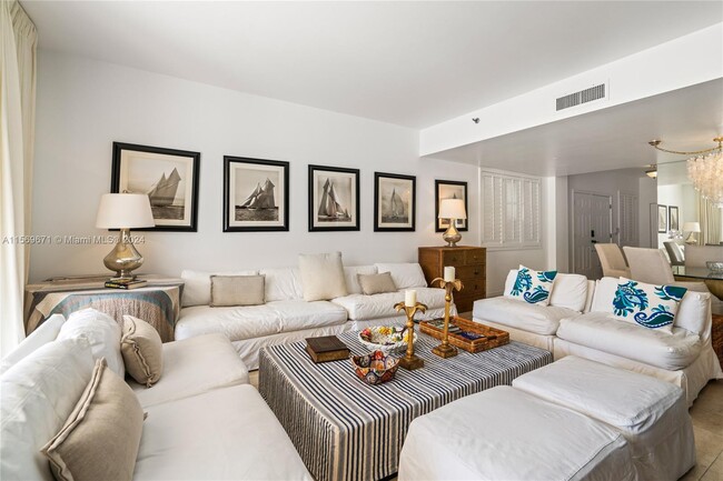 Building Photo - 19112 Fisher Island Dr