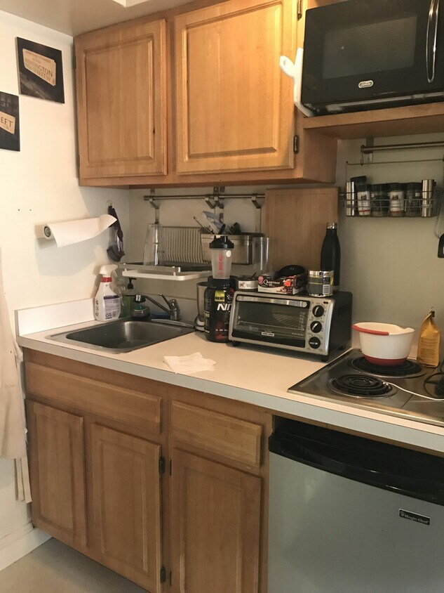 Building Photo - 767 Tremont St