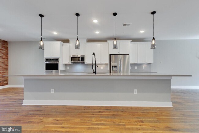 Building Photo - 20510 Milbridge Ter